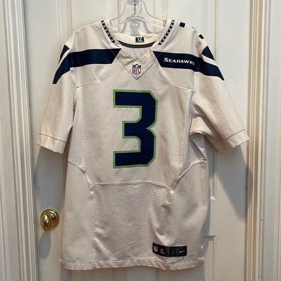 Russell Wilson 🎈sale🎈Seahawks NFL shirt - Picture 1 of 7